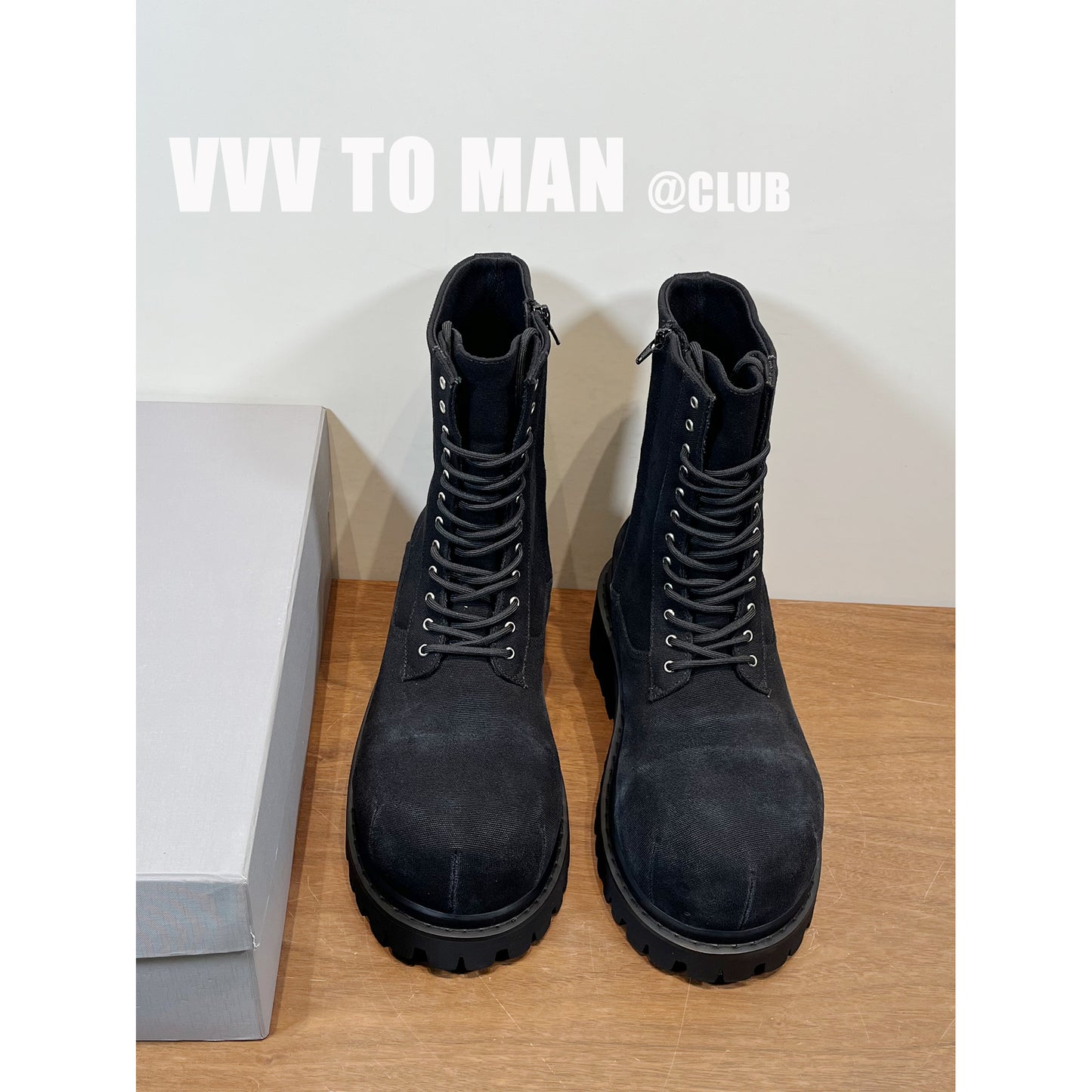 NEW STOMPER 12-Eyelet Martin Boots – Black Thick-Sole Denim Boots