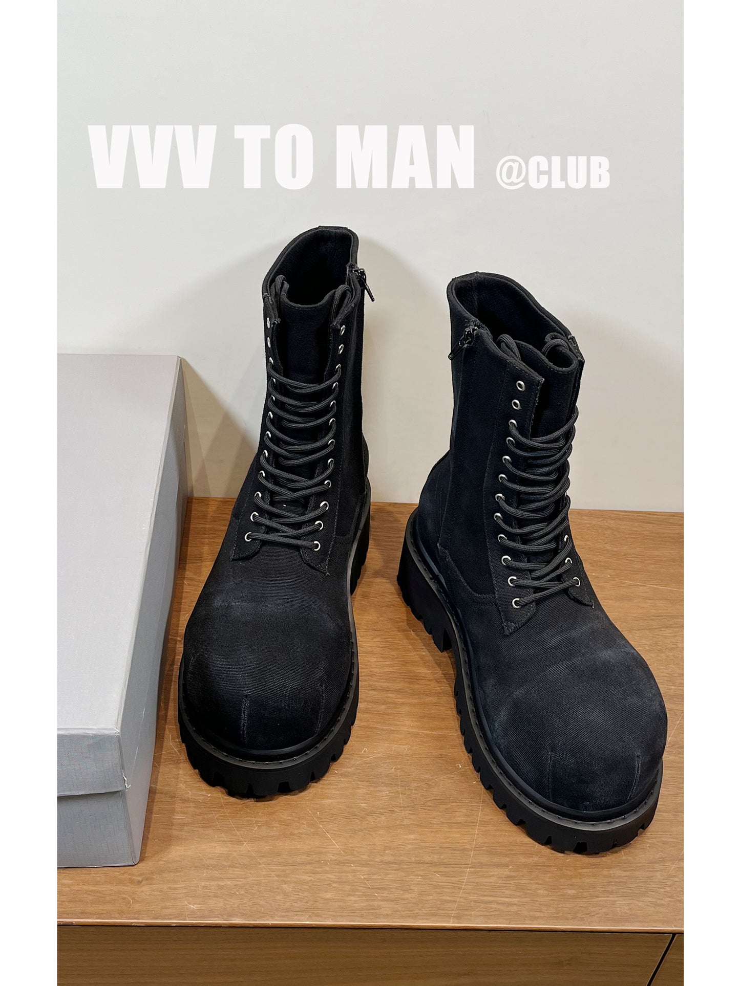 NEW STOMPER 12-Eyelet Martin Boots – Black Thick-Sole Denim Boots