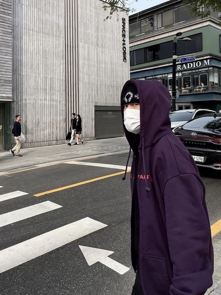 Vetements Rare Purple Sexual Fantasies Hoodie – Exclusive Collectible Edition