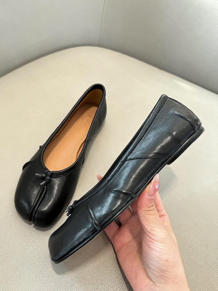 25SS MM6 Classic Slip-On Tabi Shoes - Buttery Lambskin Split-Toe Ballet Flats