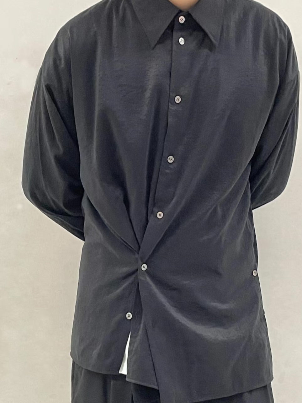 Self-made LEMAIRE 25SS New Glossy Dry Silk Shirt – Sage Green Black Edition