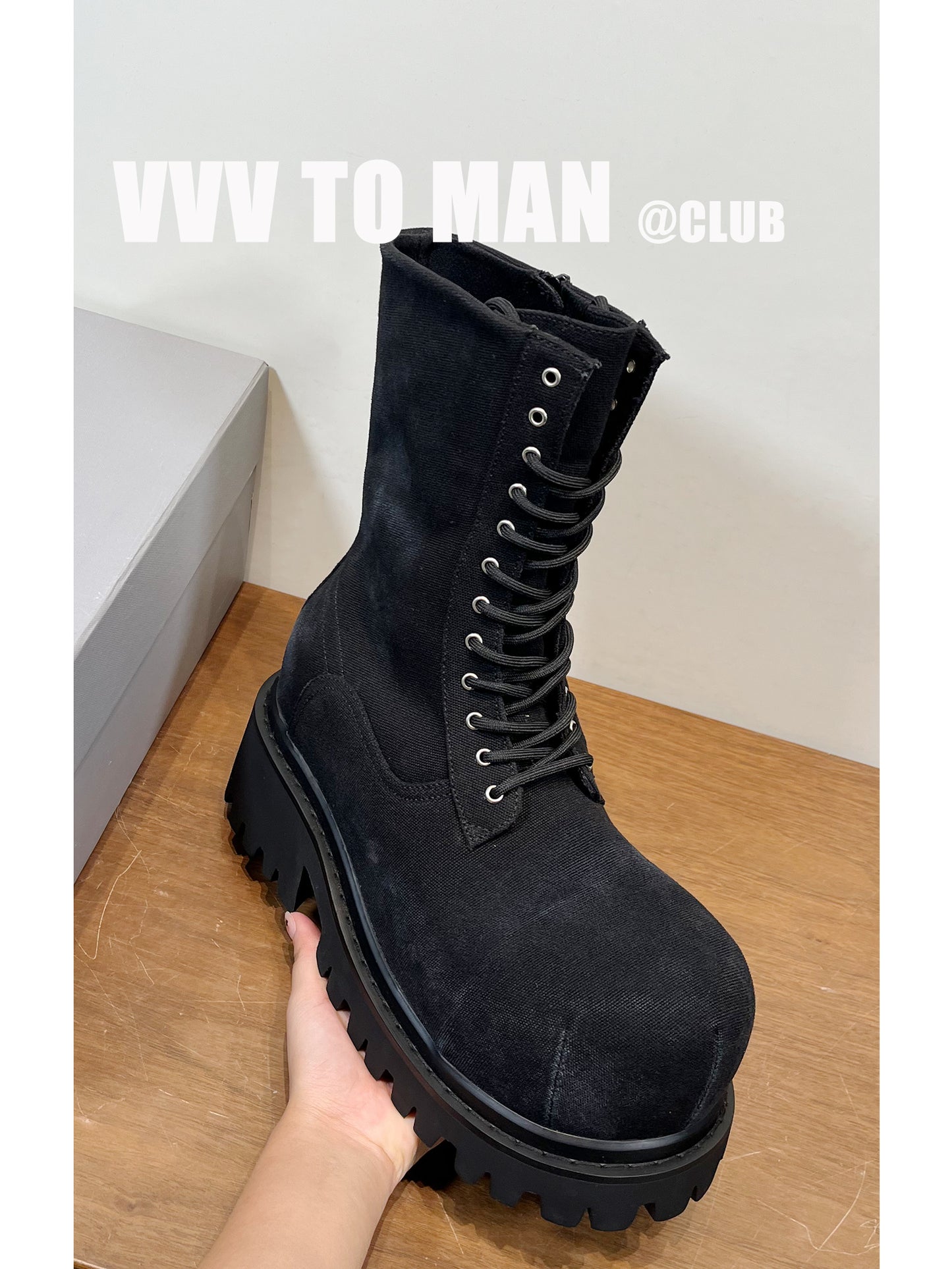 NEW STOMPER 12-Eyelet Martin Boots – Black Thick-Sole Denim Boots