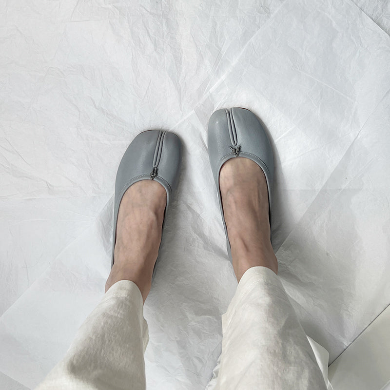 25SS MM6 Classic Slip-On Tabi Shoes - Buttery Lambskin Split-Toe Ballet Flats