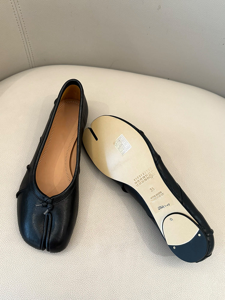 25SS MM6 Classic Slip-On Tabi Shoes - Buttery Lambskin Split-Toe Ballet Flats