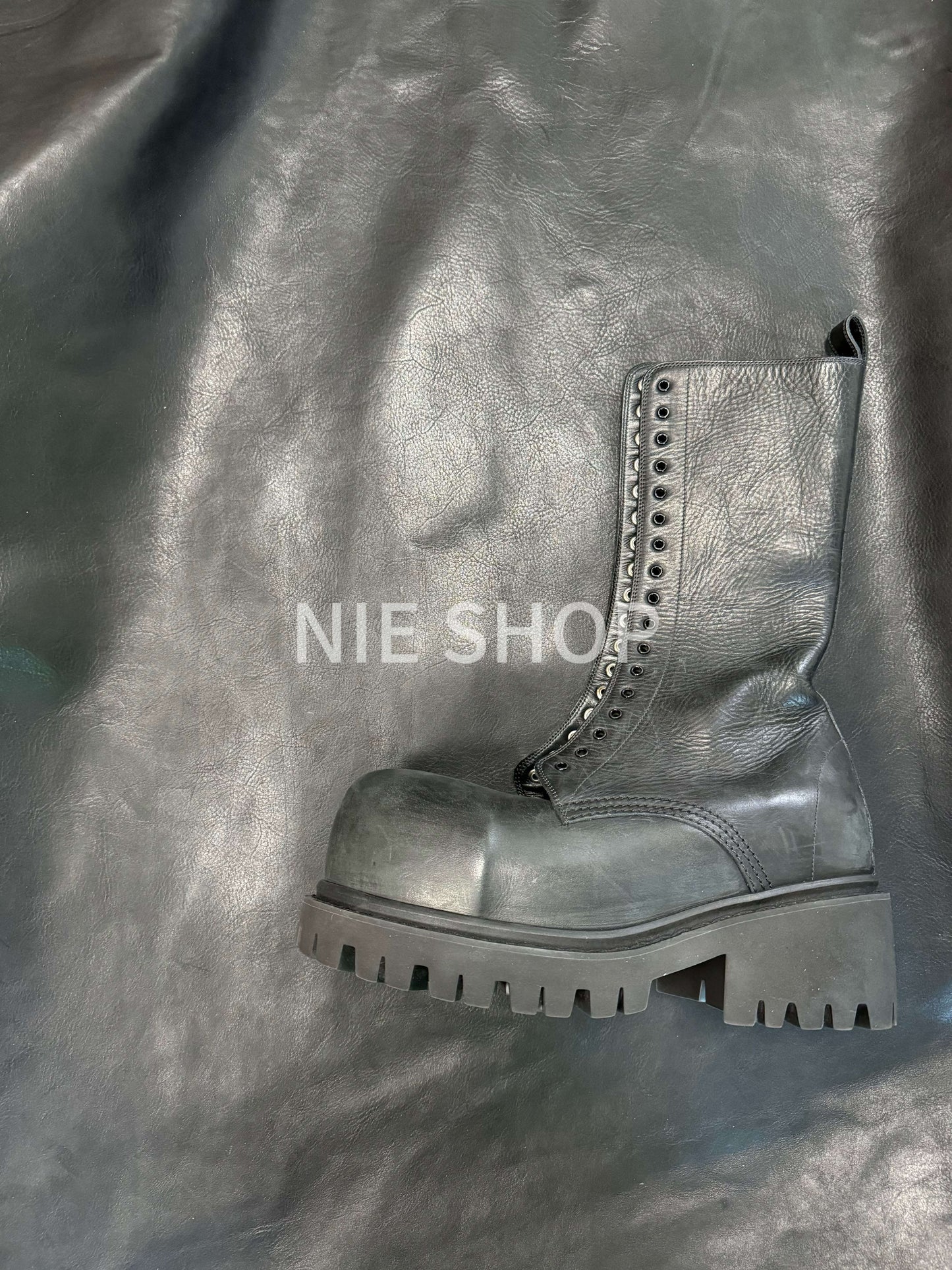 New 24FW Stomper Boots – Imported Vegetable-Tanned Tumbled Leather