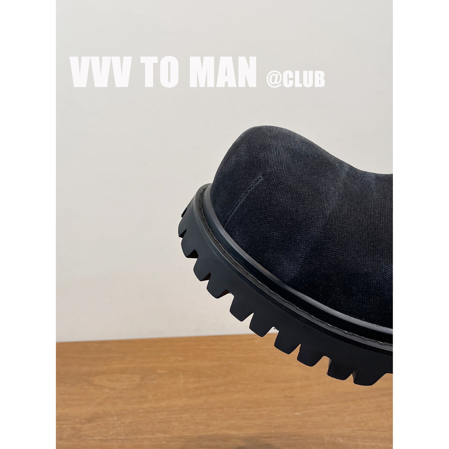 NEW STOMPER 12-Eyelet Martin Boots – Black Thick-Sole Denim Boots