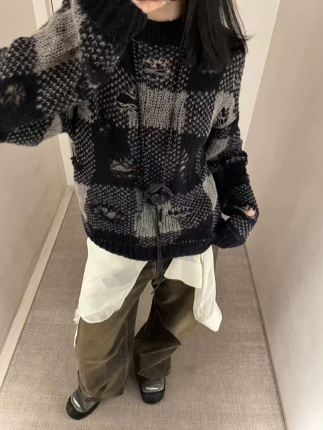 donclick Our Legacy 24FW Distressed Knit Sweater -Round Neck Destroyed Pullover