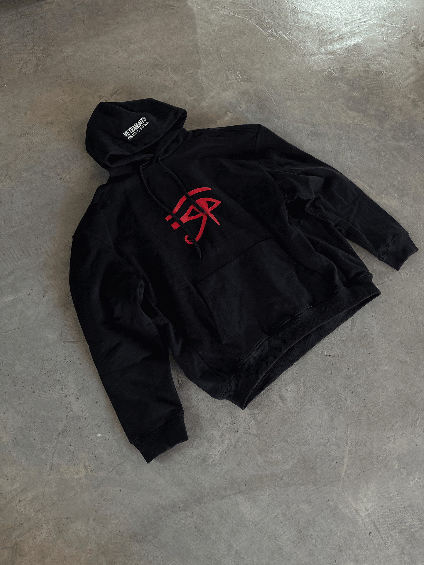VET PRINTEMPS ETE 2018 - Eye of HORUS Unisex Oversized Hoodie