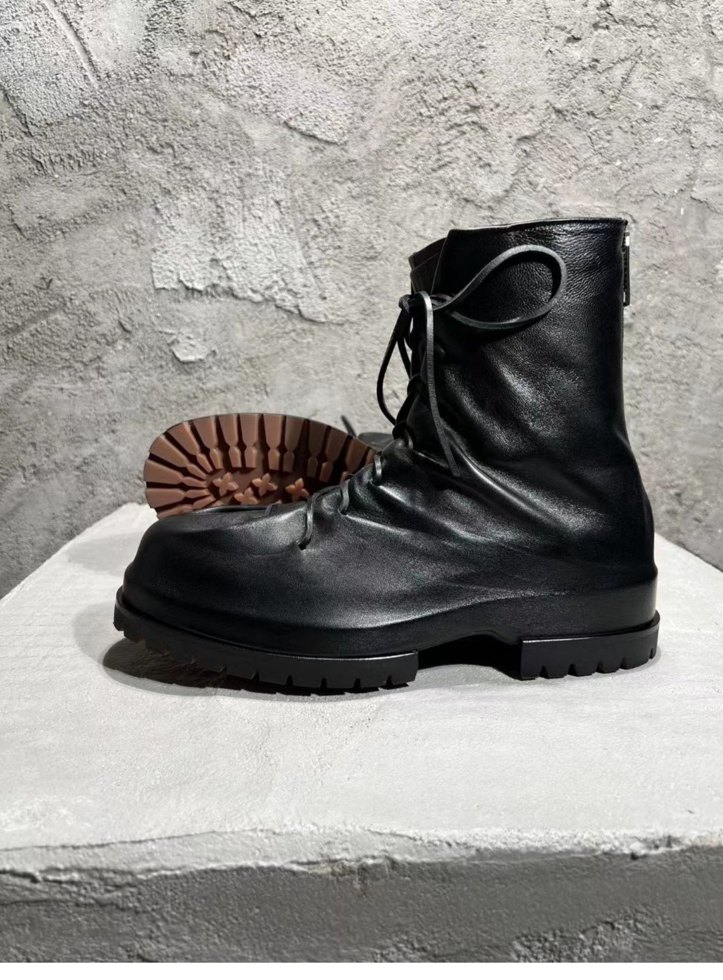 424 on Fairfax SS22 Crinkled Zip High-Top Retro Thick-Soled Lambskin Ankle Boots