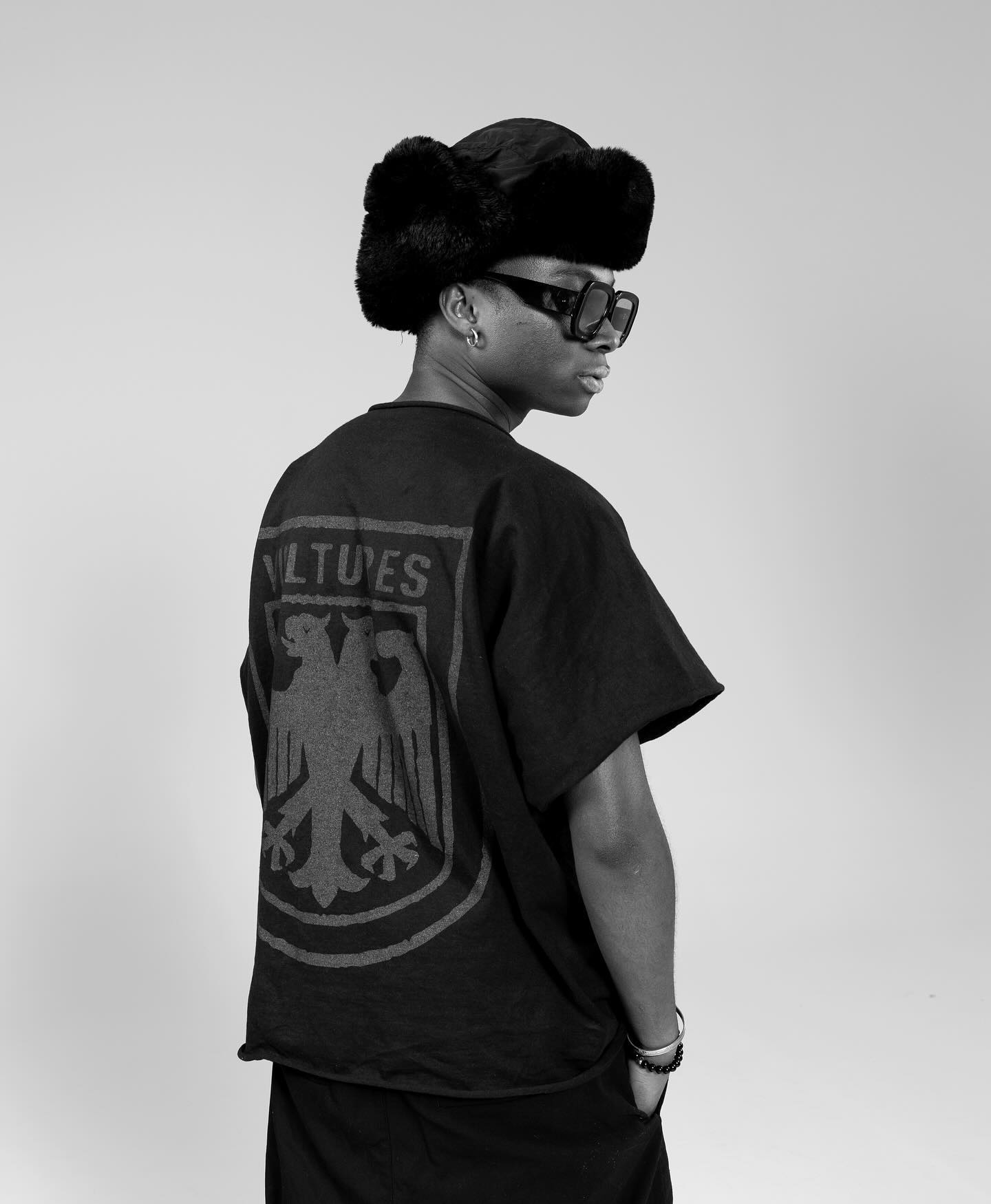 Self-made Kanye West New Album 'Vultures' Merch Tee - YZY PODS Collection