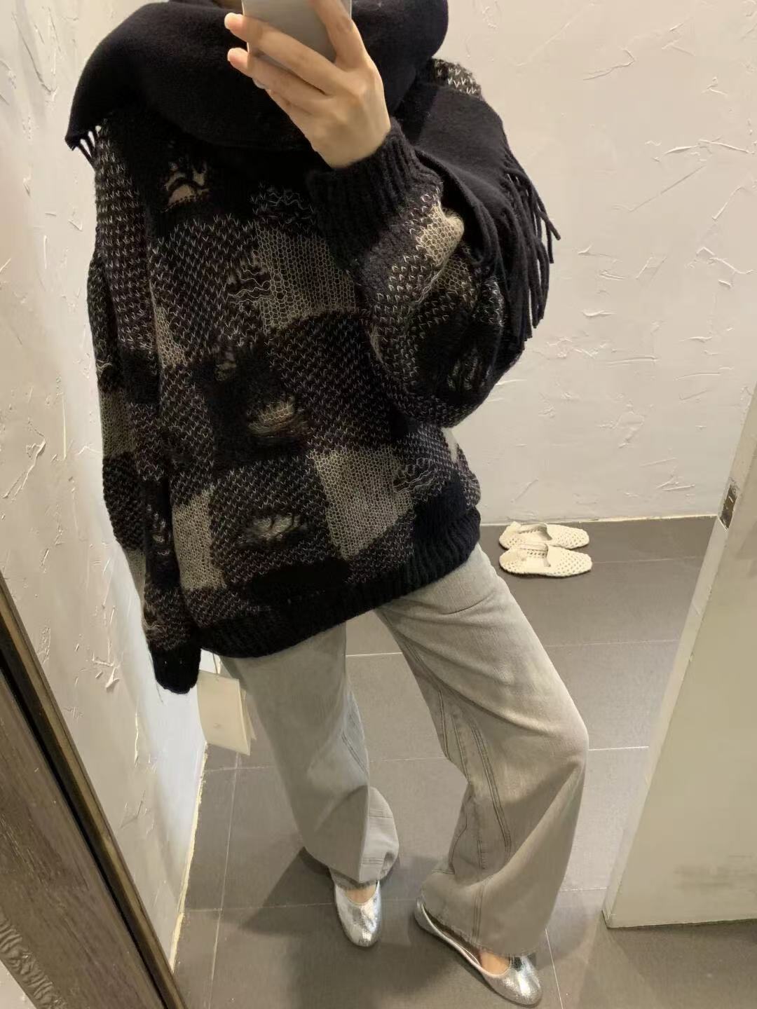 donclick Our Legacy 24FW Distressed Knit Sweater -Round Neck Destroyed Pullover