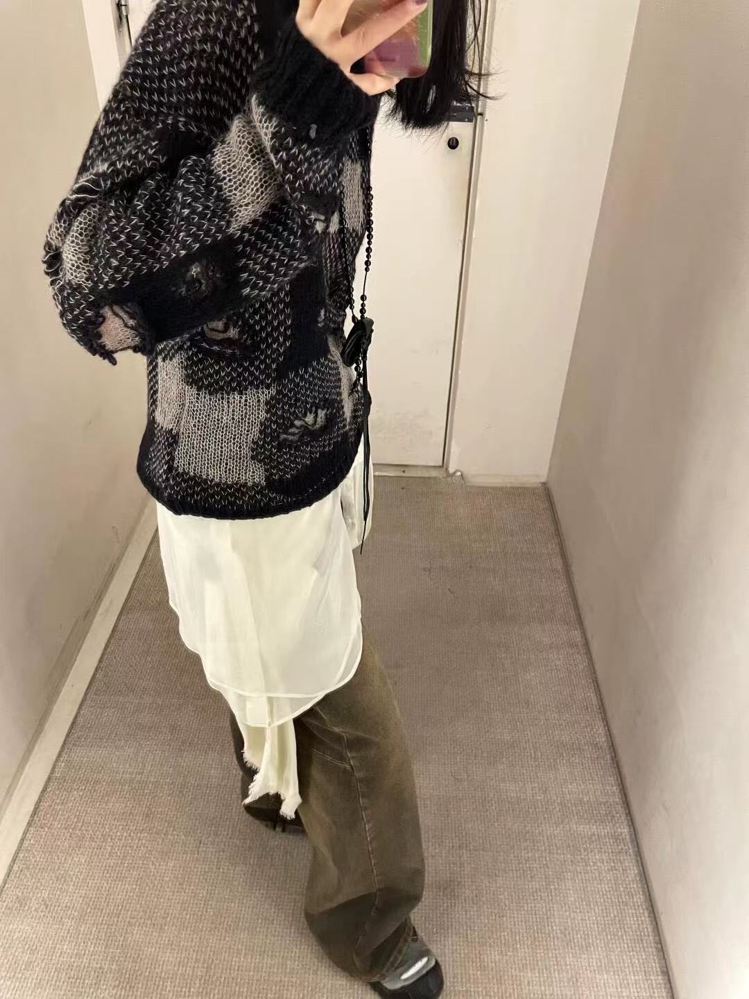 donclick Our Legacy 24FW Distressed Knit Sweater -Round Neck Destroyed Pullover