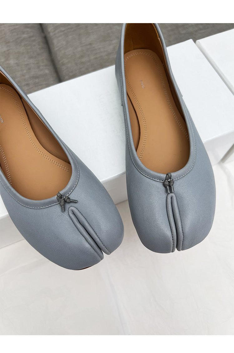 25SS MM6 Classic Slip-On Tabi Shoes - Buttery Lambskin Split-Toe Ballet Flats