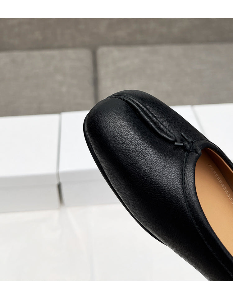 25SS MM6 Classic Slip-On Tabi Shoes - Buttery Lambskin Split-Toe Ballet Flats