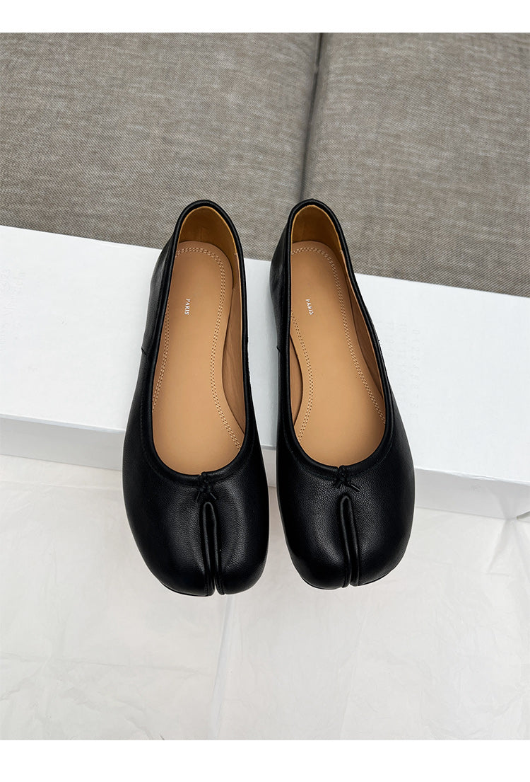25SS MM6 Classic Slip-On Tabi Shoes - Buttery Lambskin Split-Toe Ballet Flats