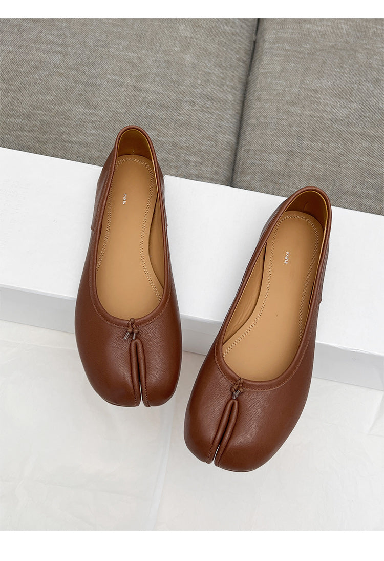 25SS MM6 Classic Slip-On Tabi Shoes - Buttery Lambskin Split-Toe Ballet Flats