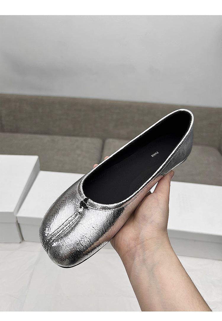 25SS MM6 Classic Slip-On Tabi Shoes - Buttery Lambskin Split-Toe Ballet Flats