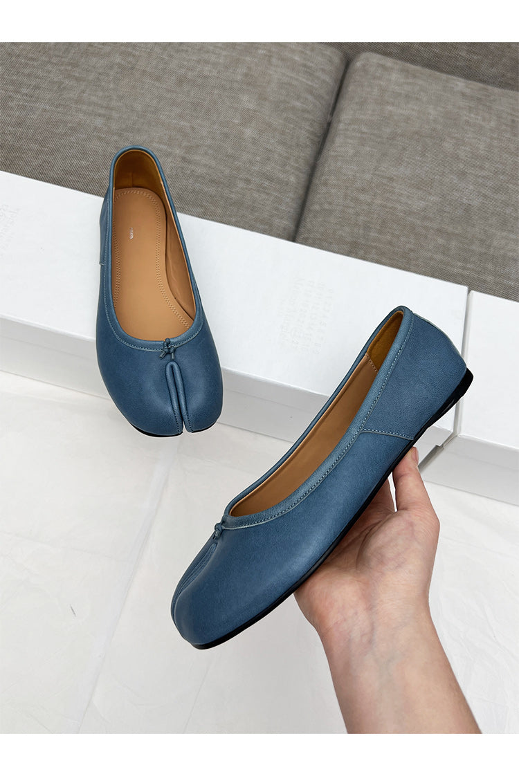 25SS MM6 Classic Slip-On Tabi Shoes - Buttery Lambskin Split-Toe Ballet Flats