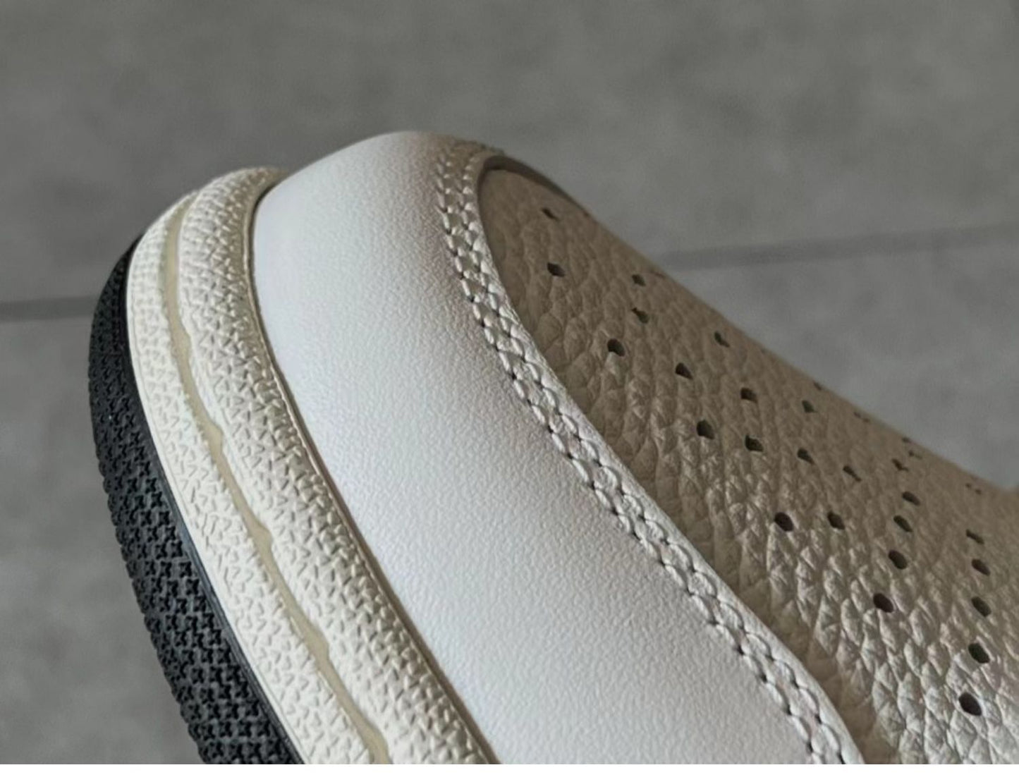 2023SS Bone Shoes Lychee Grain Top Layer Cowhide Low-top Leisure Board Shoes