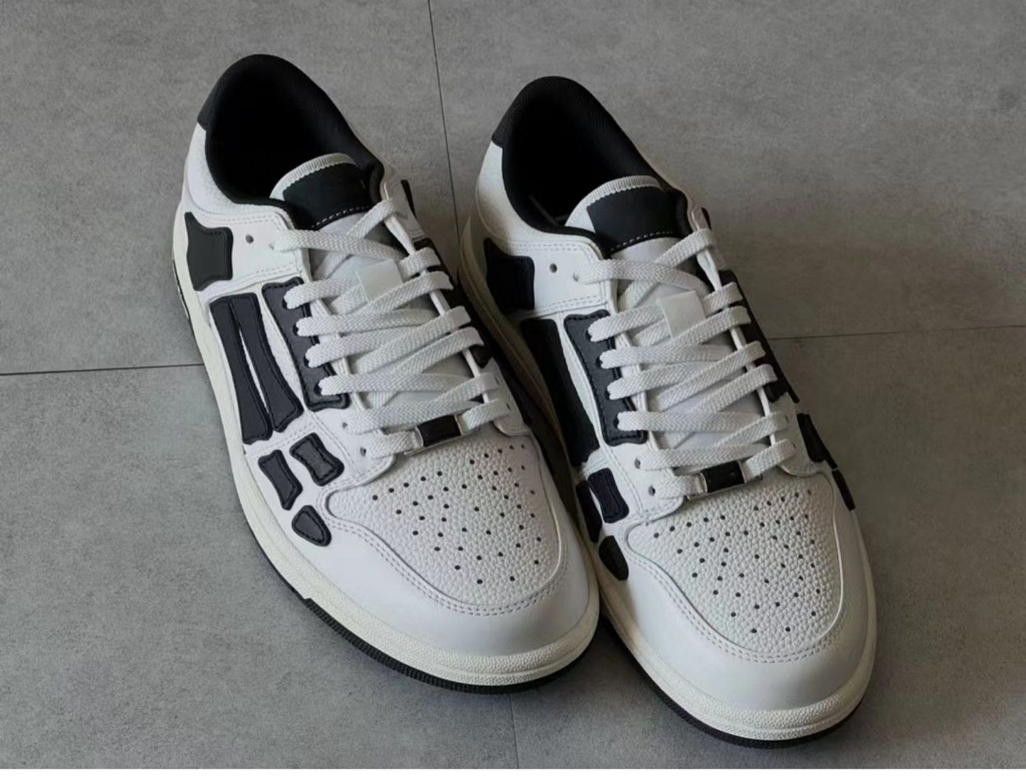 2023SS Bone Shoes Lychee Grain Top Layer Cowhide Low-top Leisure Board Shoes