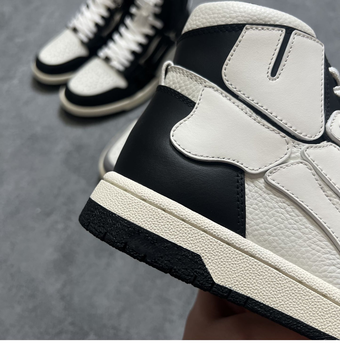 2023SS Bone Shoes Lychee Grain Top Layer Cowhide High-top Leisure Board Shoes