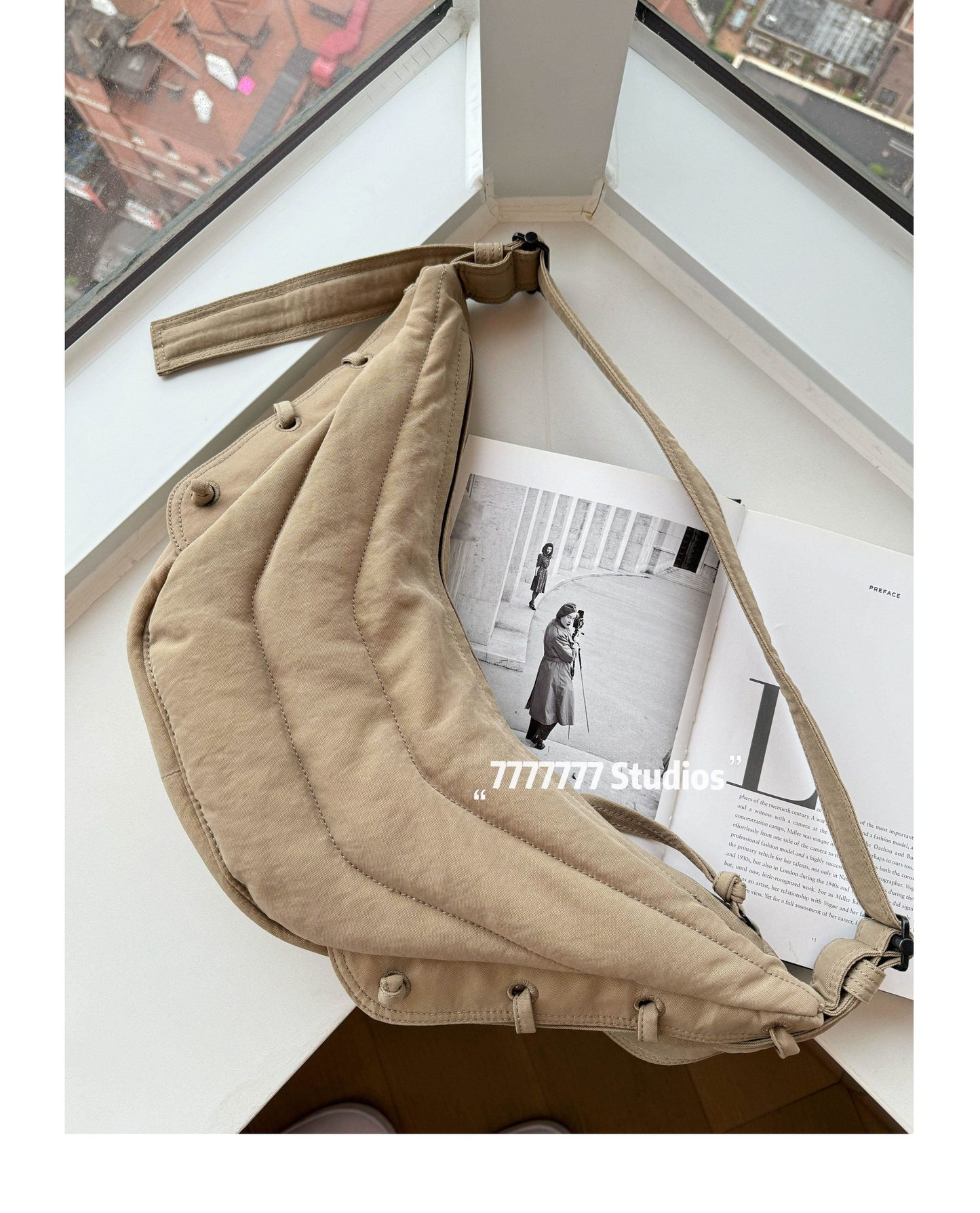 24FW LEM Horn Croissant Bag –Minimalist Casual Commuter Crossbody Large Capacity