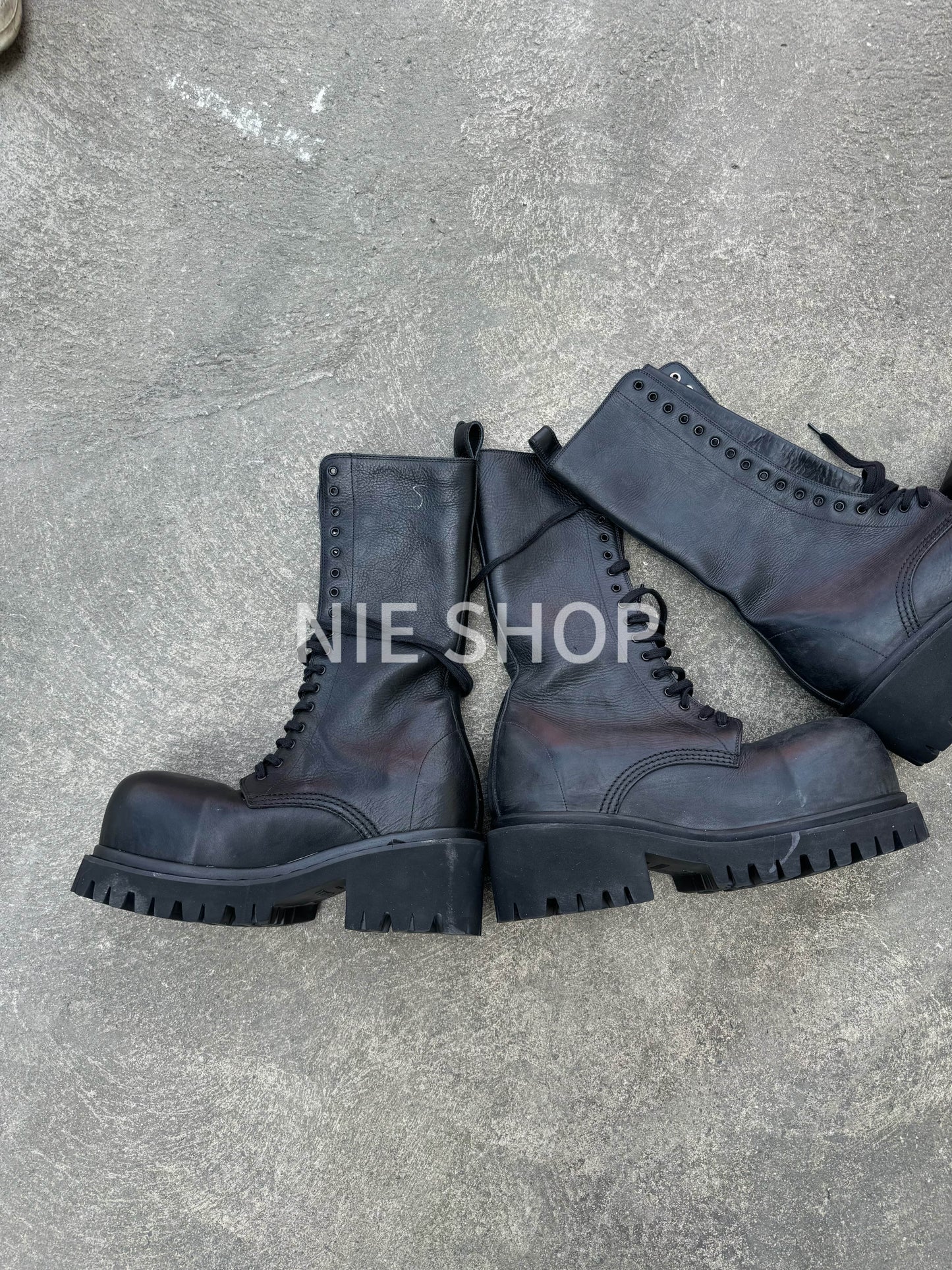 New 24FW Stomper Boots – Imported Vegetable-Tanned Tumbled Leather