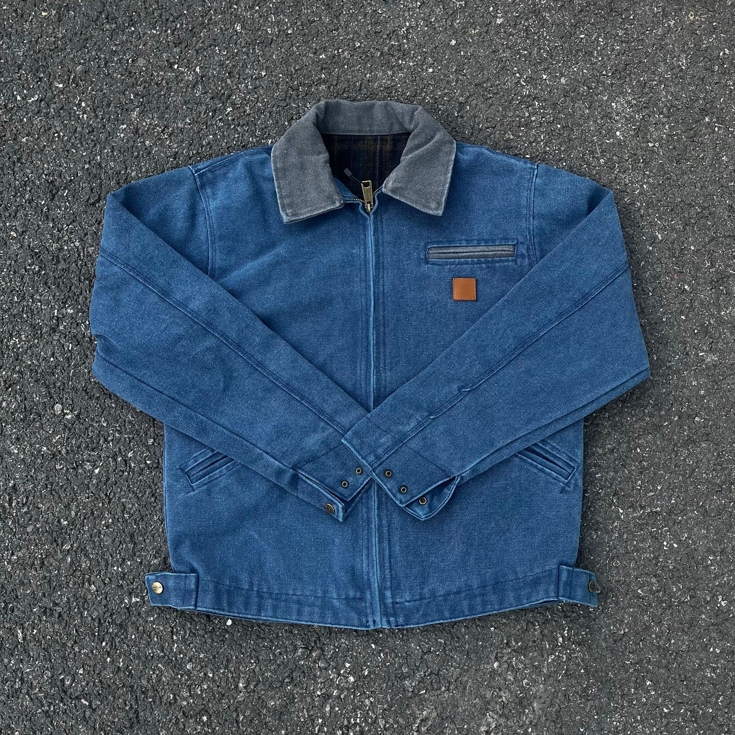 Self-made Carhartt J97 Detroit Jacket: Vintage Workwear Canvas Outerwear Cleanfit