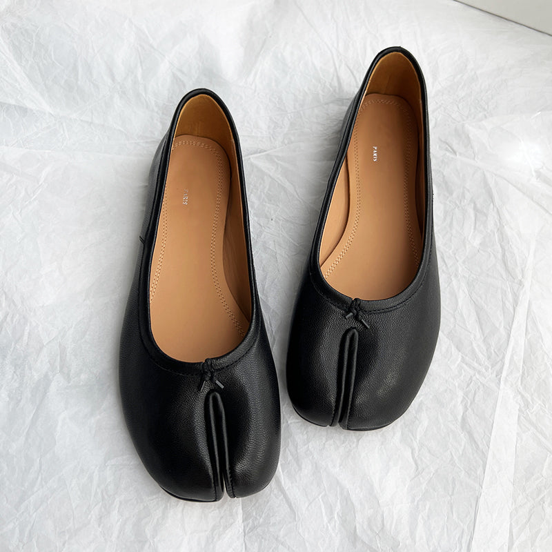 25SS MM6 Classic Slip-On Tabi Shoes - Buttery Lambskin Split-Toe Ballet Flats