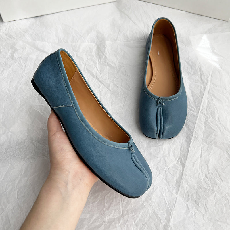 25SS MM6 Classic Slip-On Tabi Shoes - Buttery Lambskin Split-Toe Ballet Flats
