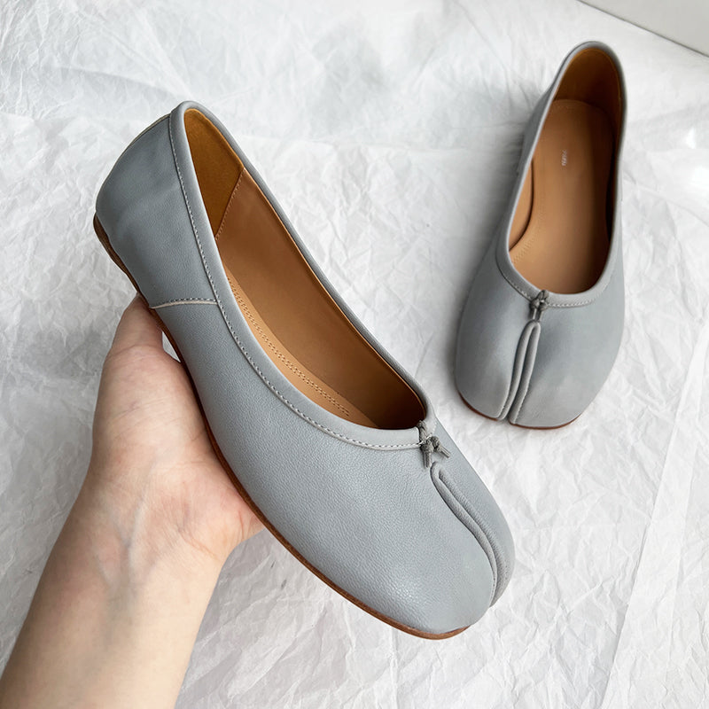 25SS MM6 Classic Slip-On Tabi Shoes - Buttery Lambskin Split-Toe Ballet Flats