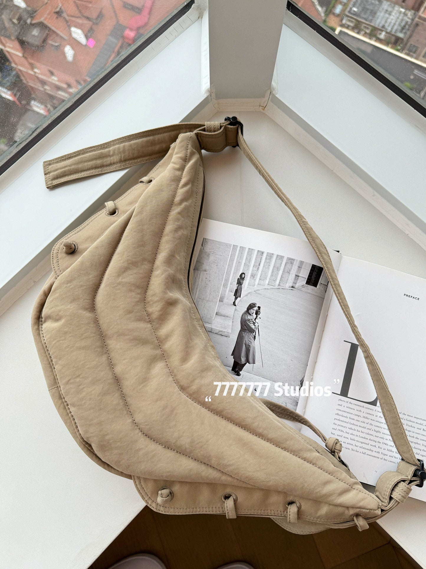 24FW LEM Horn Croissant Bag –Minimalist Casual Commuter Crossbody Large Capacity