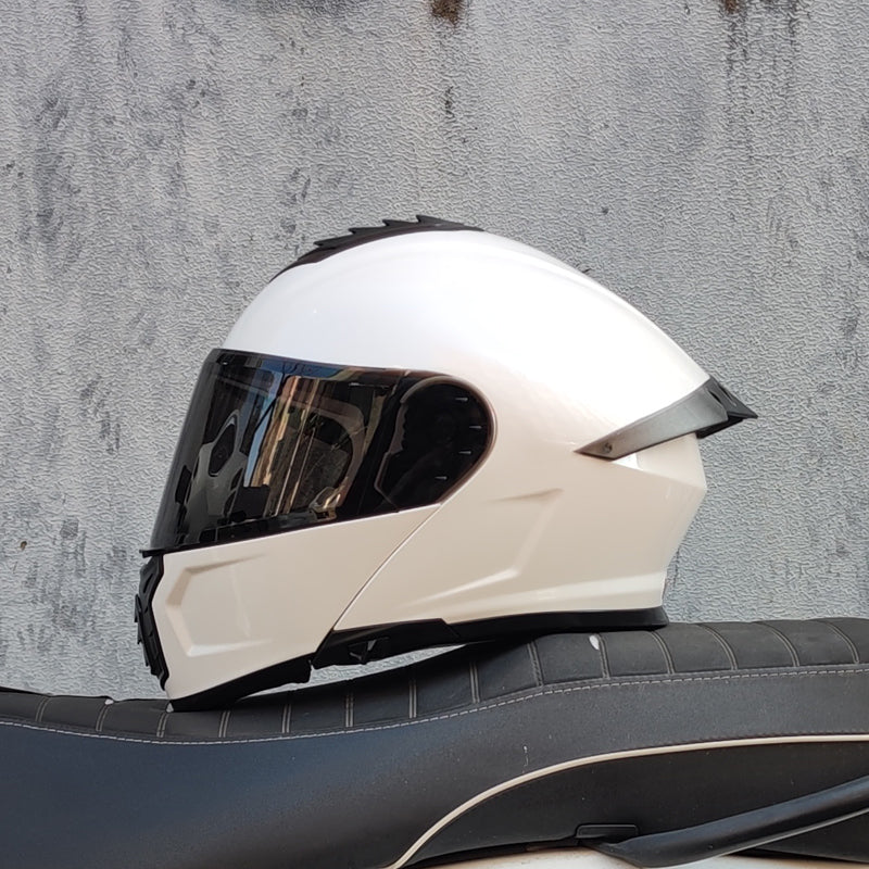 Ice Age 3C DOT Approve Full Face Dual Visors Unisex Bluetooth Motorcycle Helmet