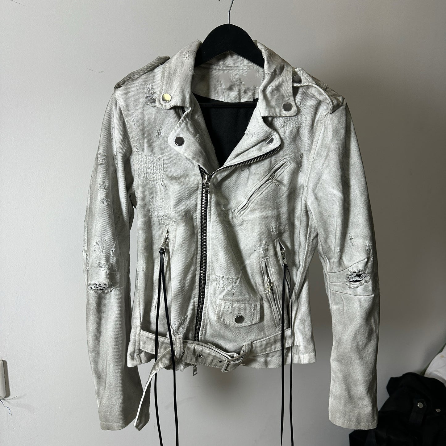 Self-made AMIRI 15OG Slim-Waist Destroyed Motorcycle Denim Washed White Jackets