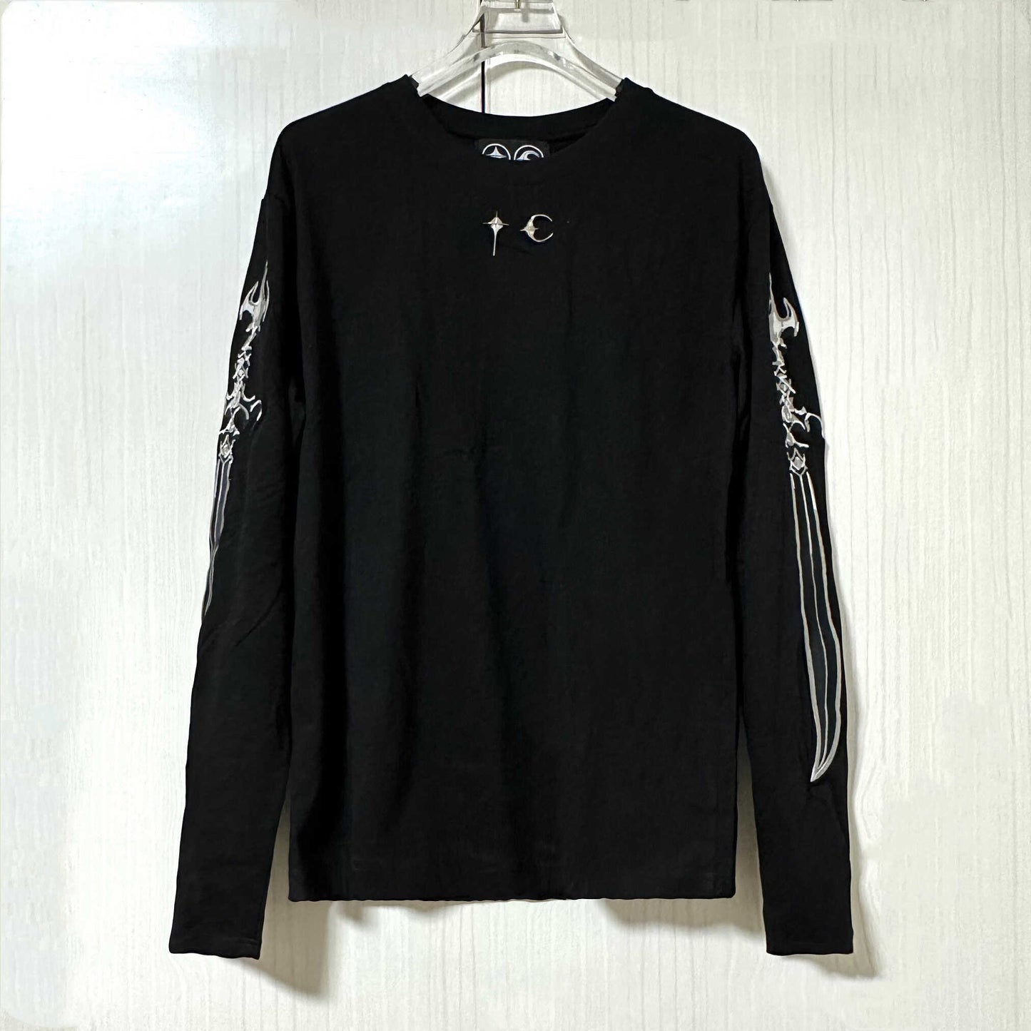 Thug Club Multi-Needle Embroidery Sword Graphic Long Sleeve Tee Casual Shirt