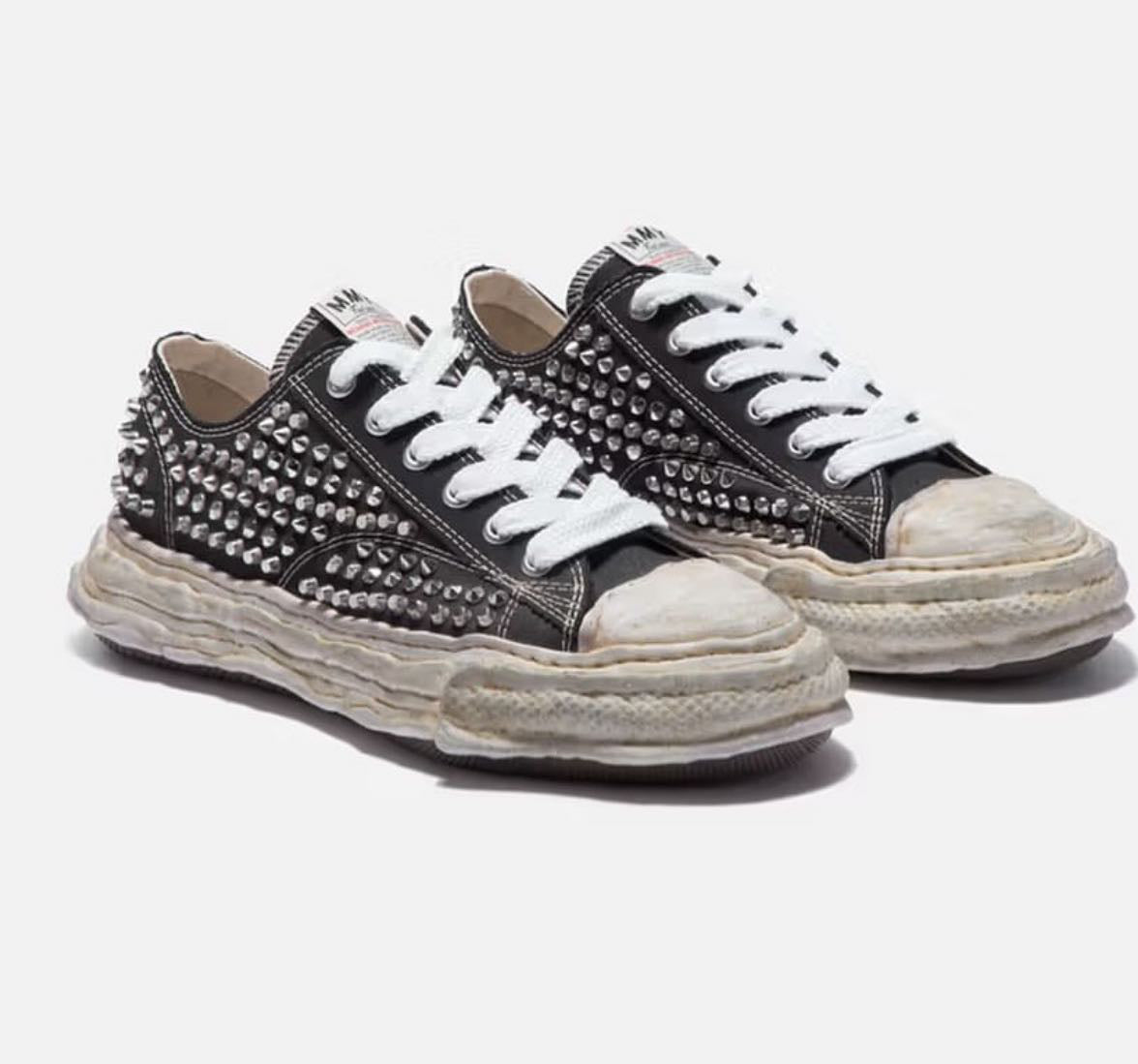 Self-made Mihara MMY A13FW736 Studded Distressed Sneakers Melting Canvas Shoes