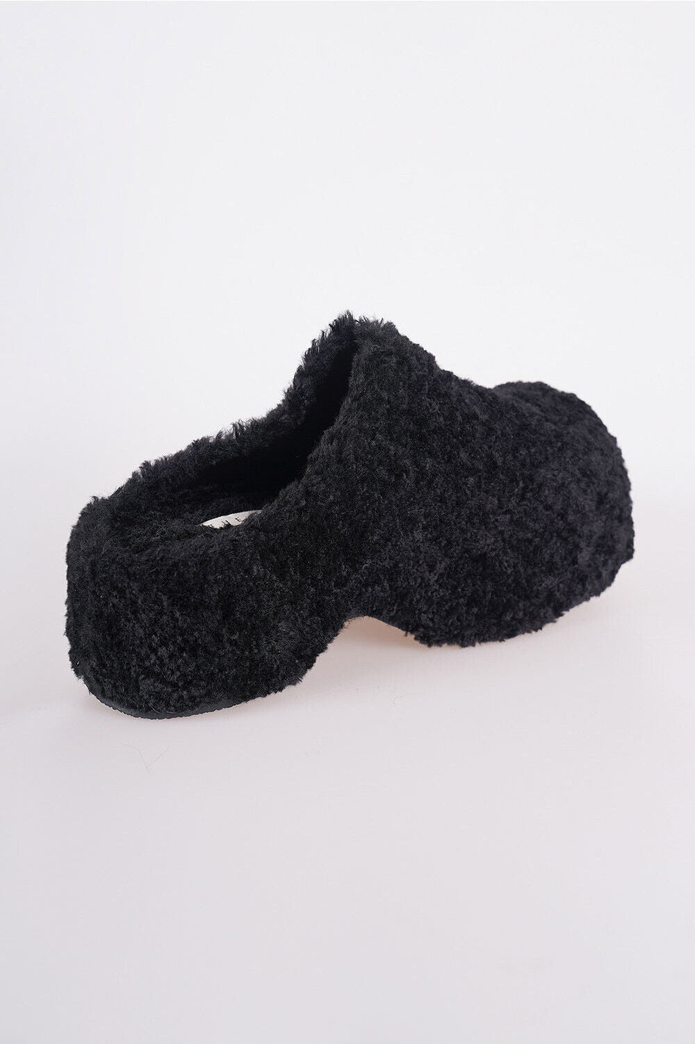 CHILIGIRL Pine Cake Furry Slippers Women Thick Bottom Fuzzy Retro Half Slippers