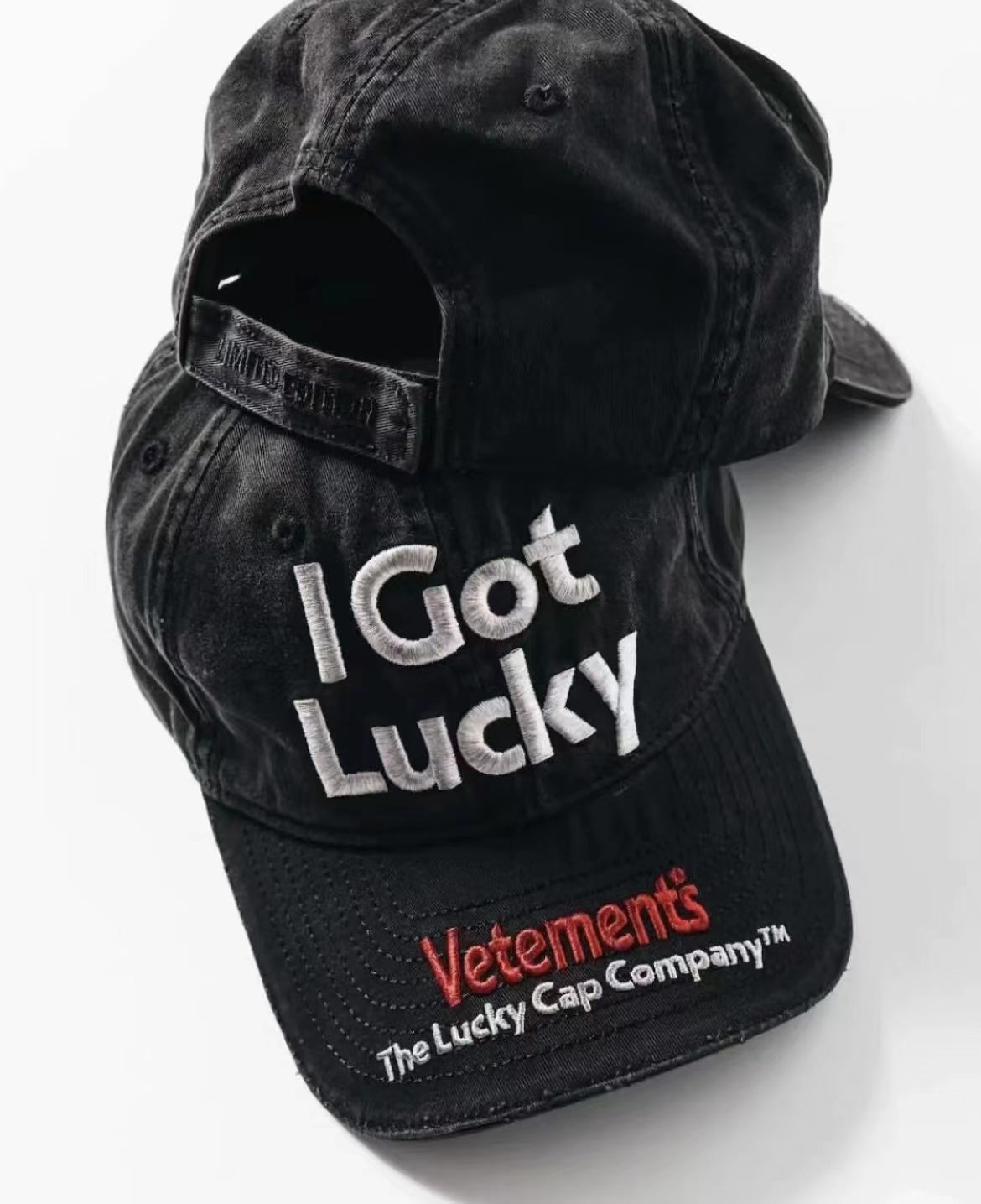 Vetements 22FW Washed Gray Embroidered Baseball Cap "I Got Lucky" Long Brim Hat