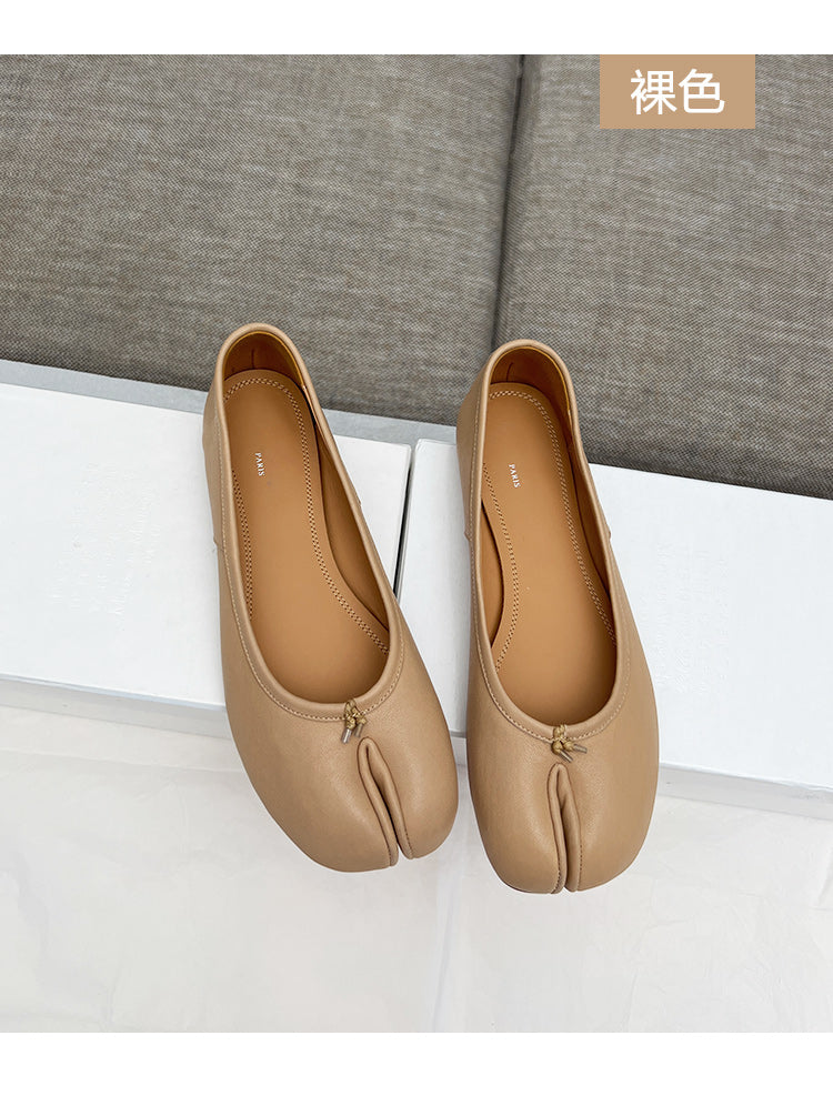 25SS MM6 Classic Slip-On Tabi Shoes - Buttery Lambskin Split-Toe Ballet Flats
