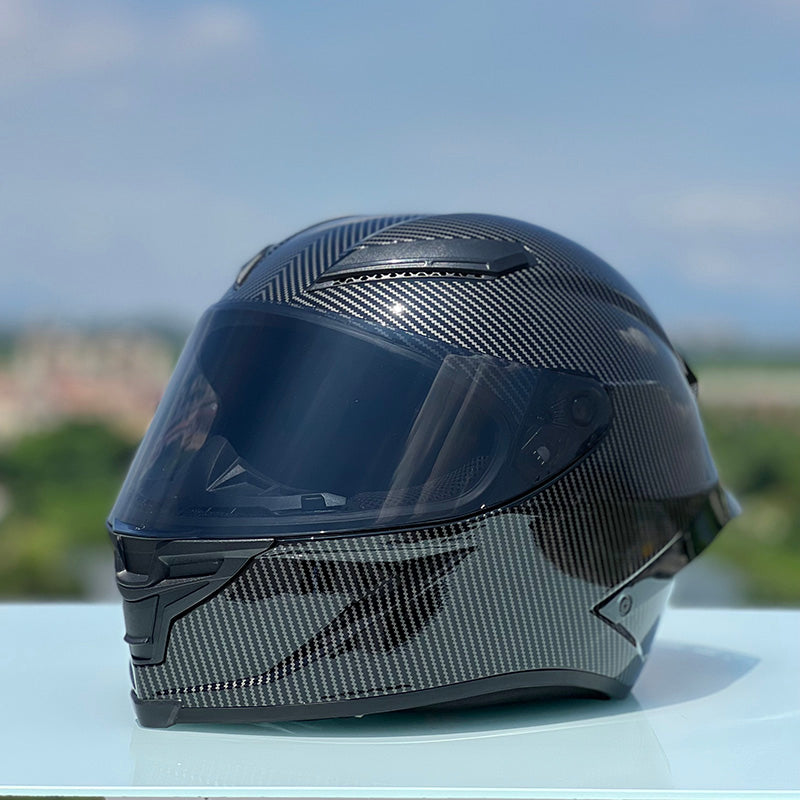 Future Serie / Carbon Fiber Pattern Plated Full Face Helmet Motorcycle All-Season DOT 3C Approve