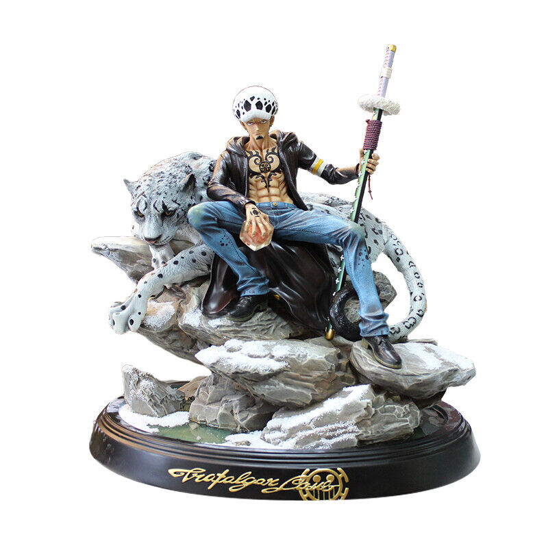 One Piece Collectible: Admiral Whitebeard Edward GK Statue - Summit War Edition