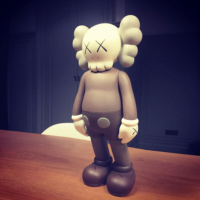 KAWS Figurine Collectible: Toy Handheld Ornament KAWS Covered Face Sesame Street