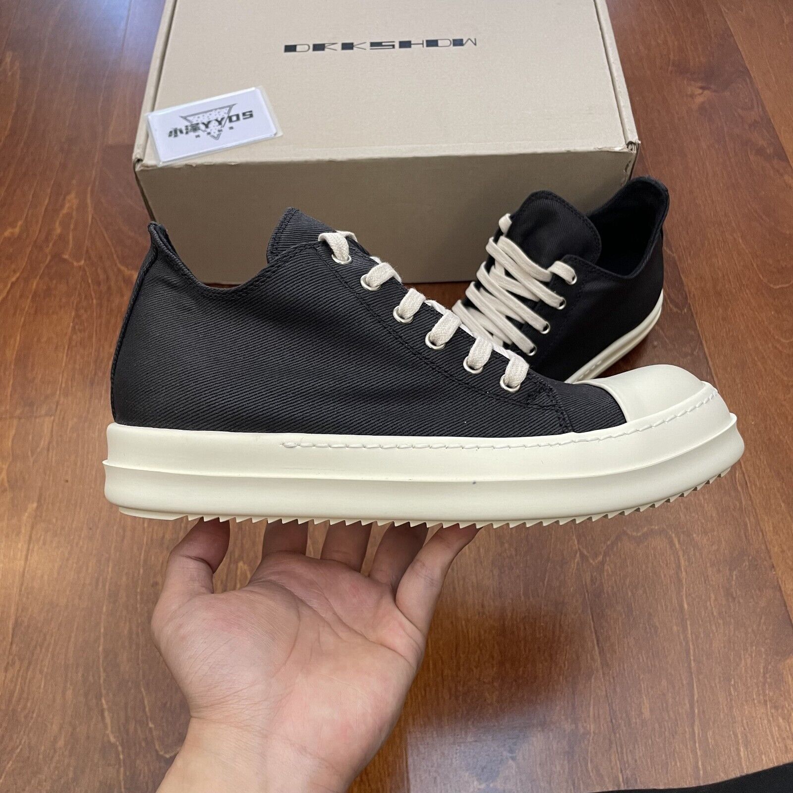 Correct Vers. Rick Owens Wax Surface Satin Sub-line Canvas Shoes High/Low Cut