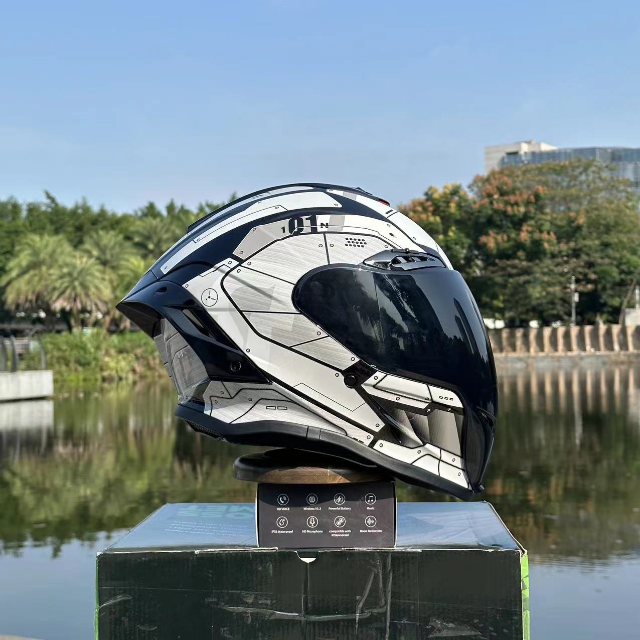 Mecha NBTK Full-Cover Motorcycle Retro Helmet /Bluetooth 3C DOT Dual Visor